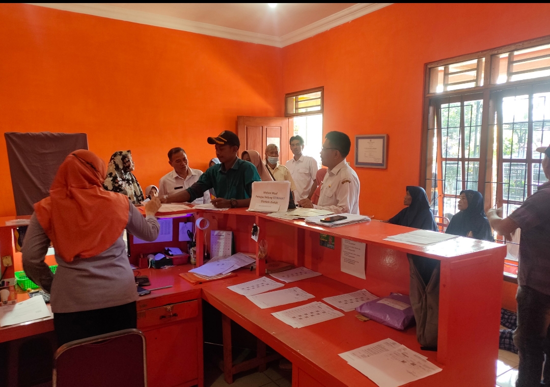 Pembagian sembako triwulan I