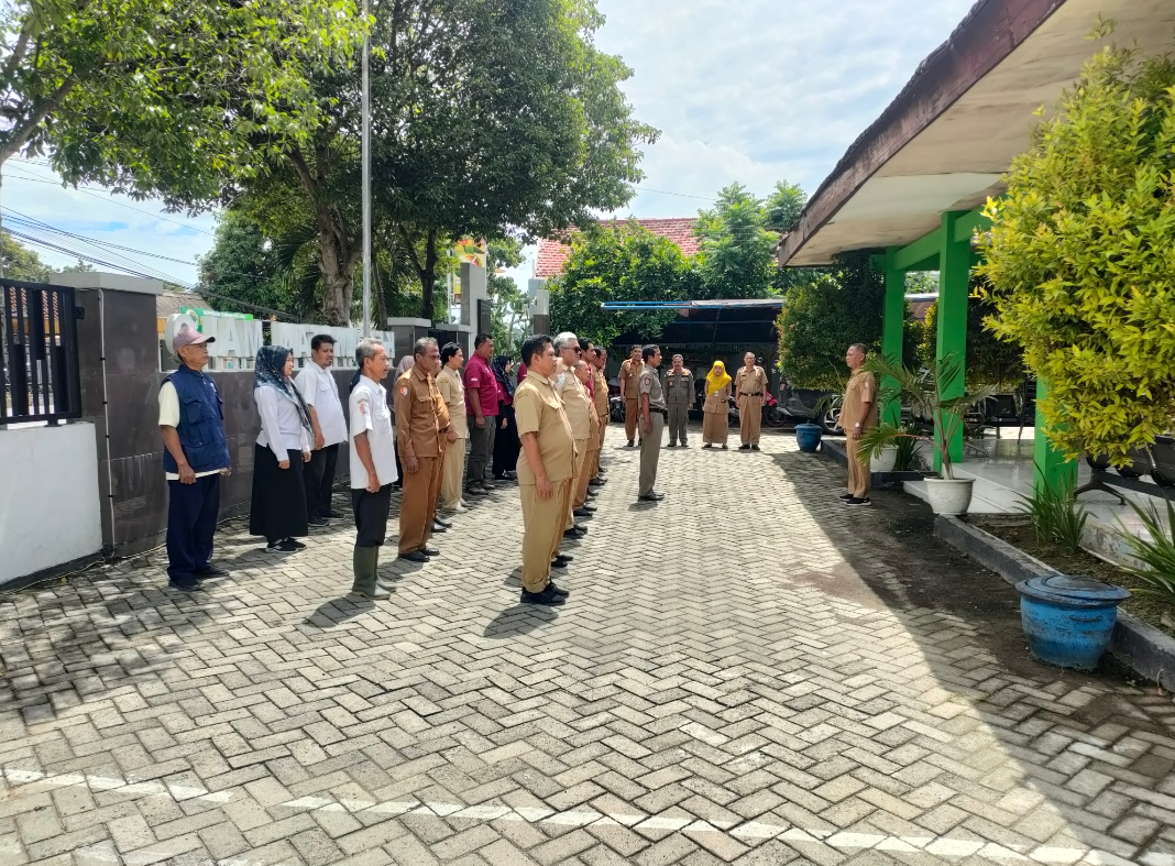 Apel hari senin
