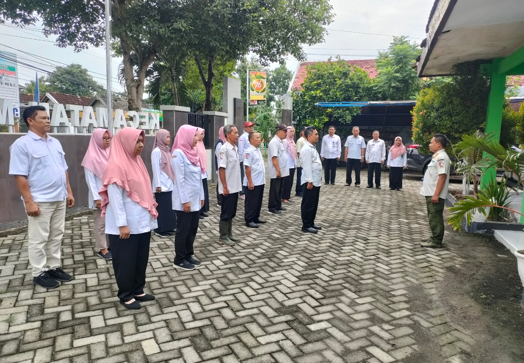 Apel pagi