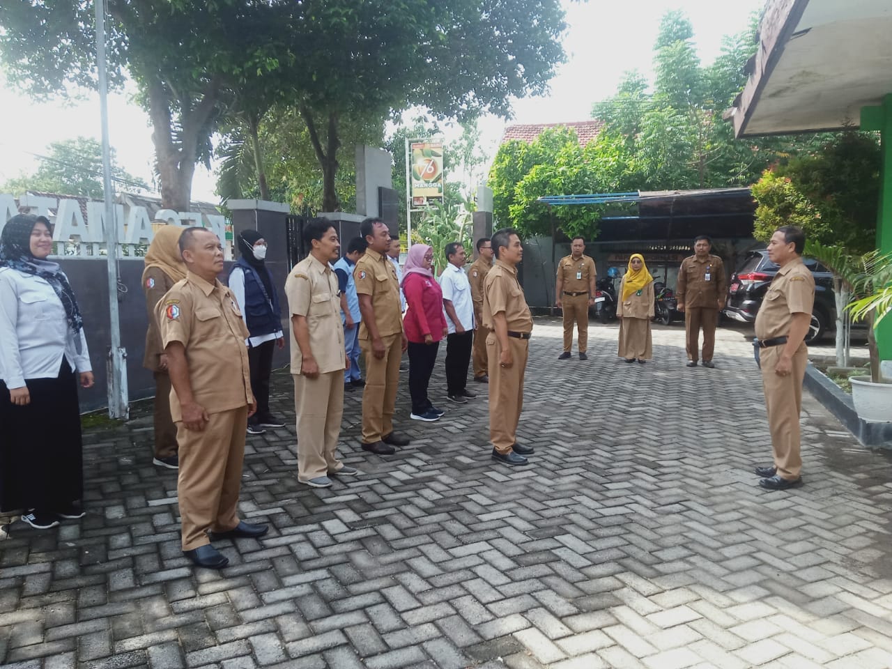 Apel pagi