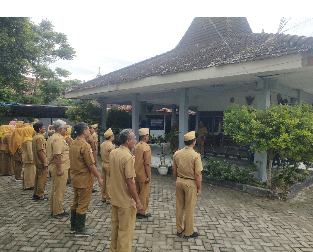 Apel hari senin