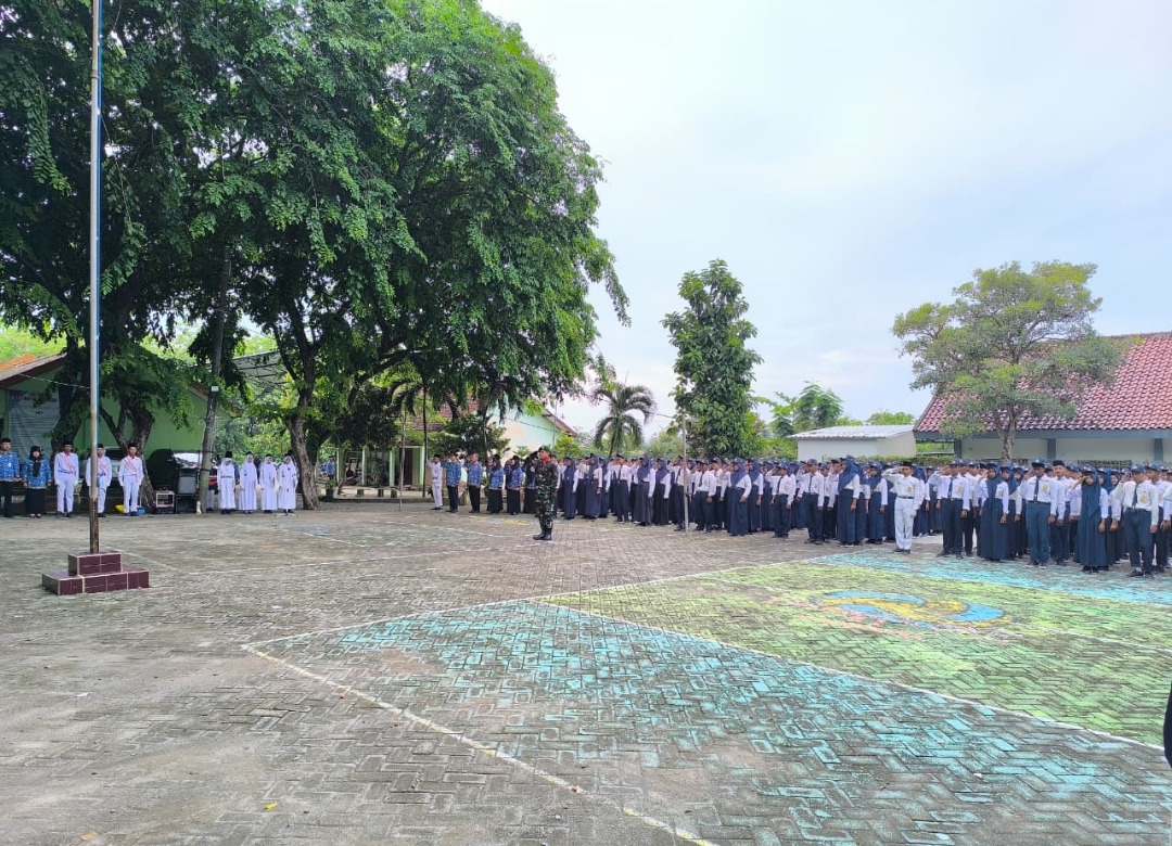 Upacara hari pahlawan