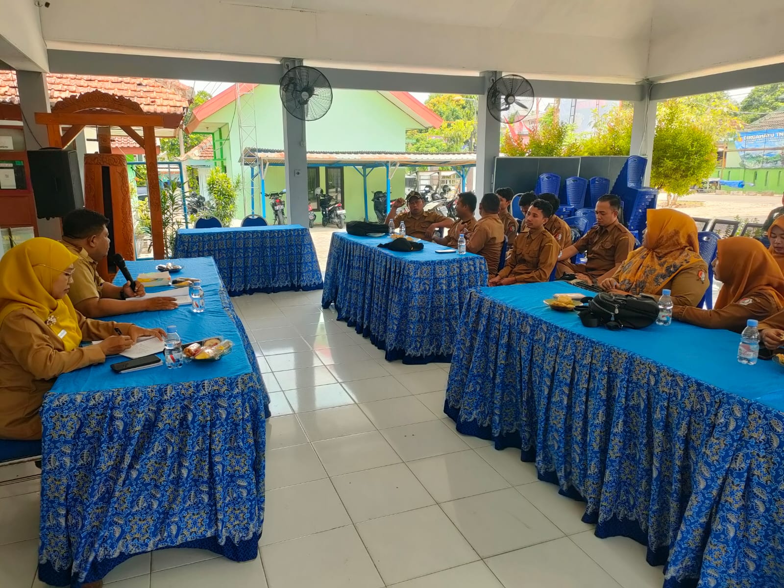 Rapat Dinas Sekdes se-Kecamatan Malo Berjalan Lancar