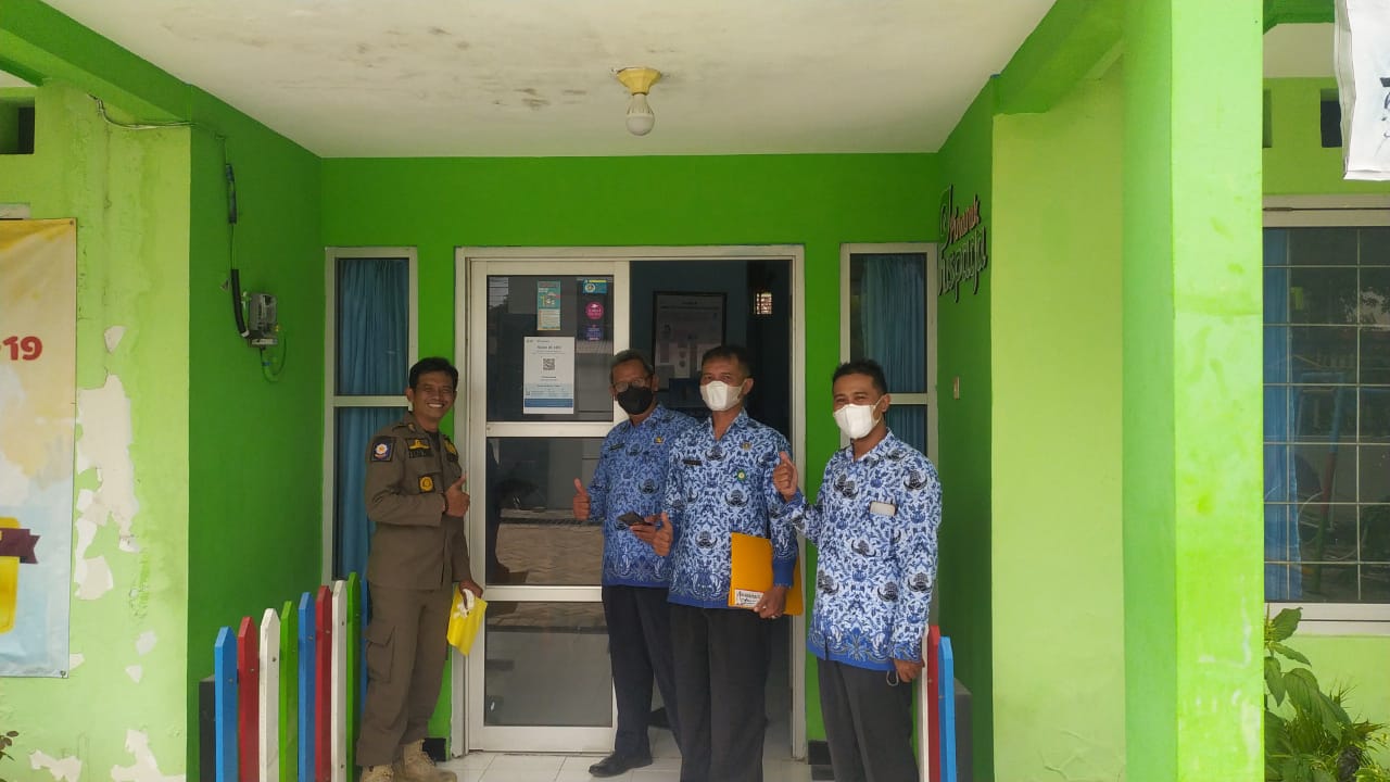 Pemasangan Gambar Peduli Lindungi