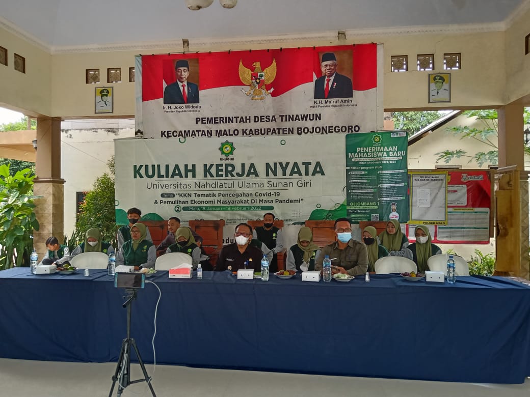 Undangan di Desa Tinawun