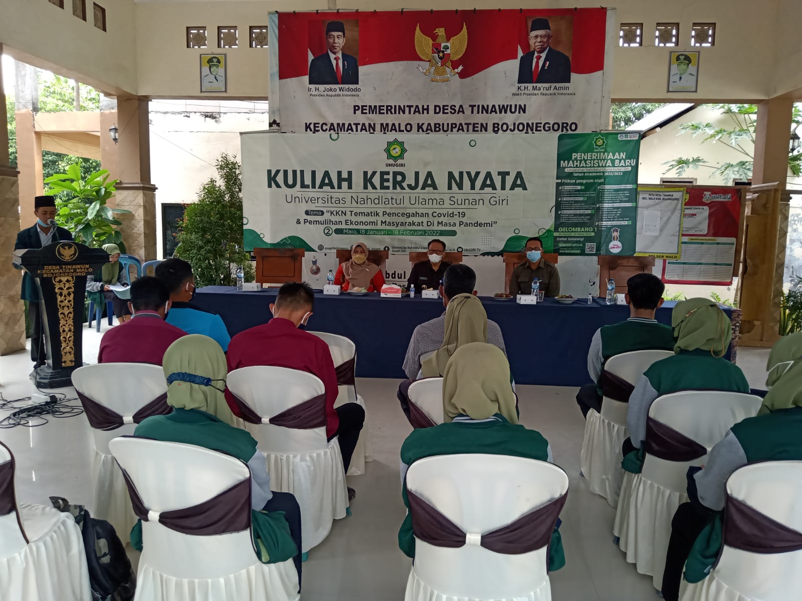 Undangan di Desa Tinawun