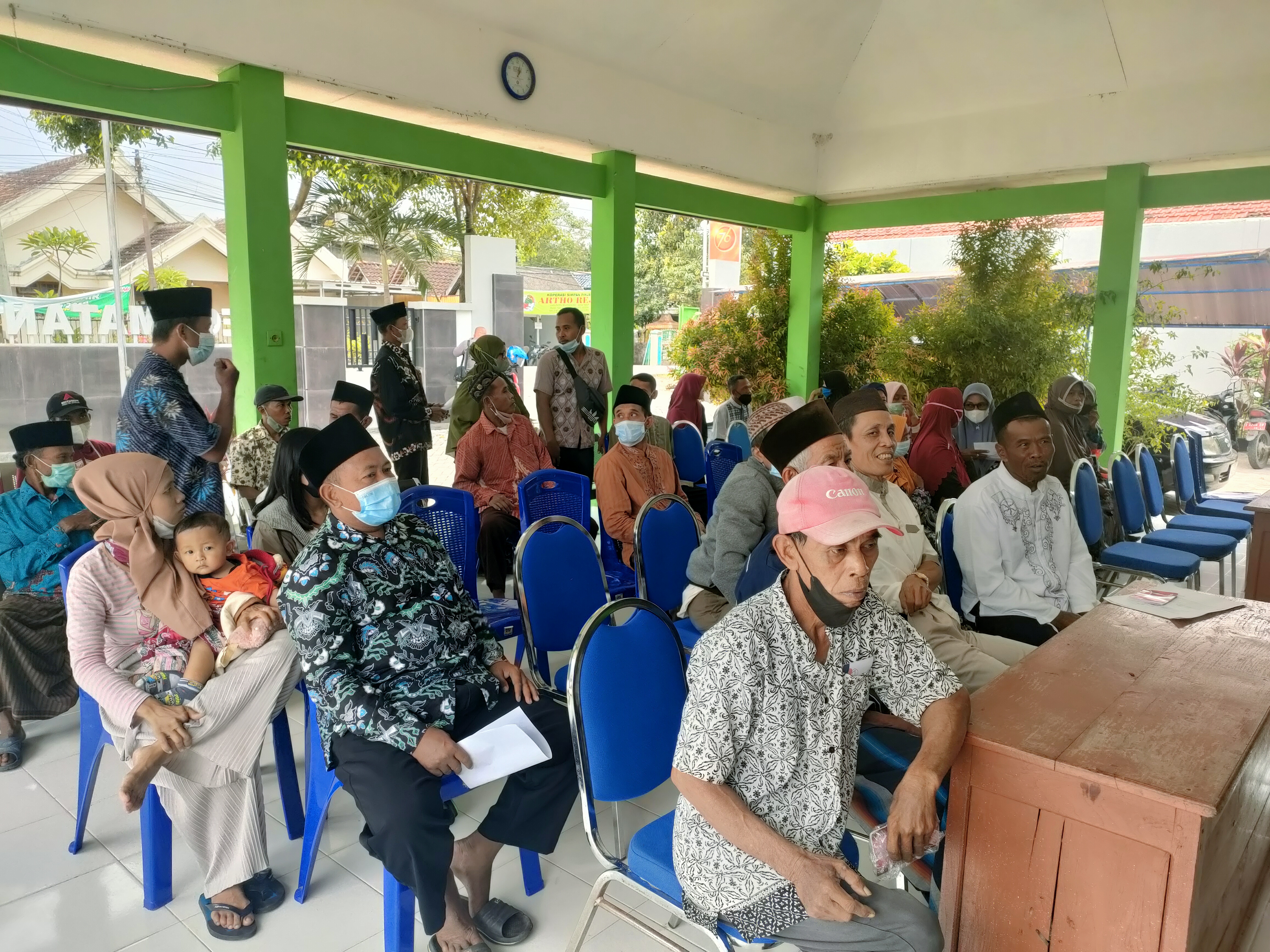 Veripikasi dan tanda tangan takmir Masjid Marbot