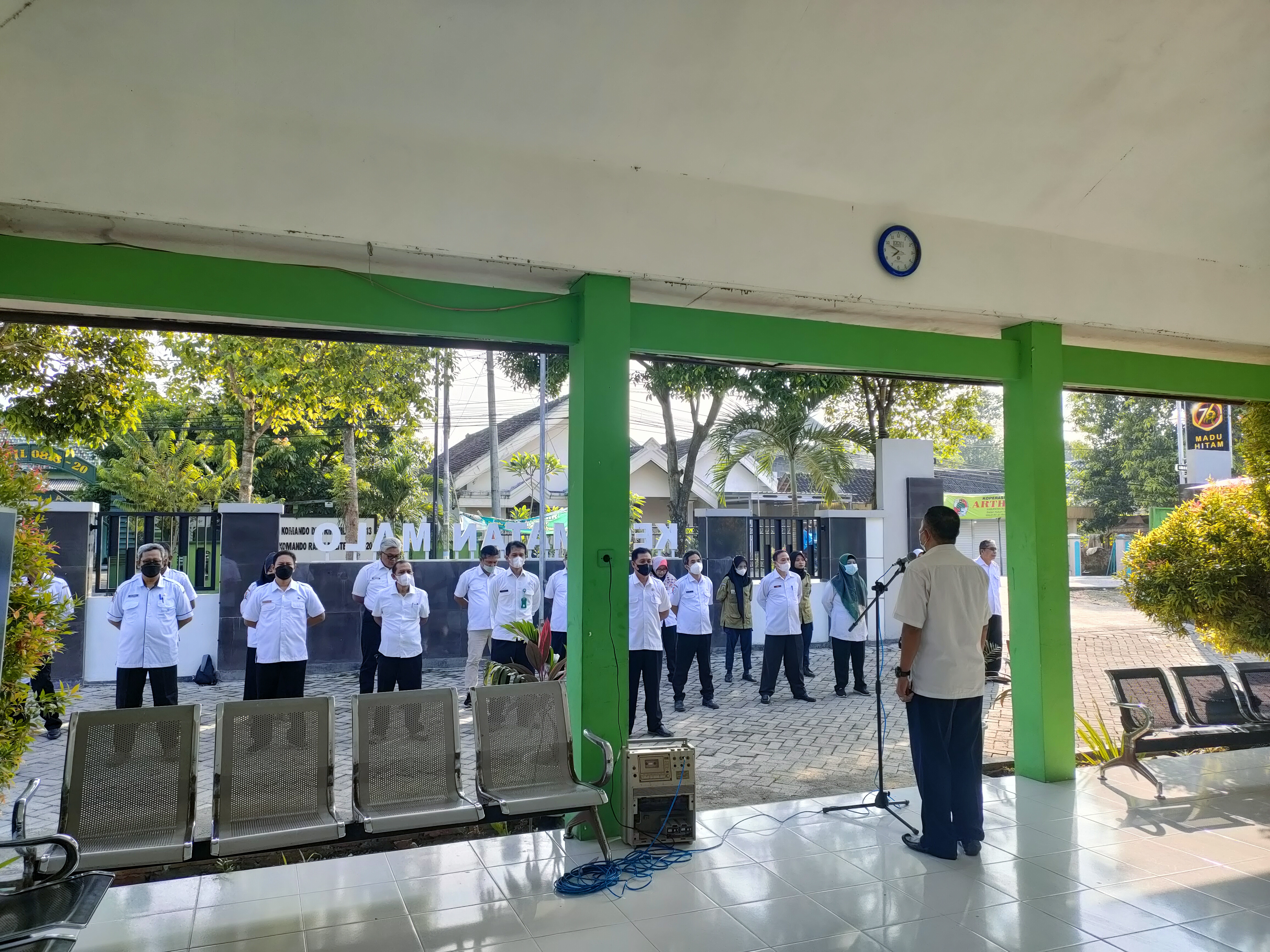 Apel pagi