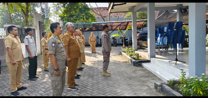 apel Pagi hari Senin