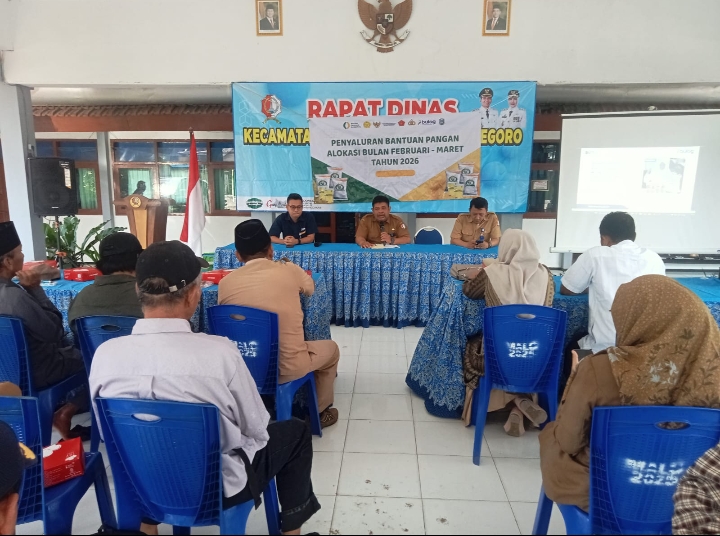 sosialisasi program bansos dari APBD Kabupaten
