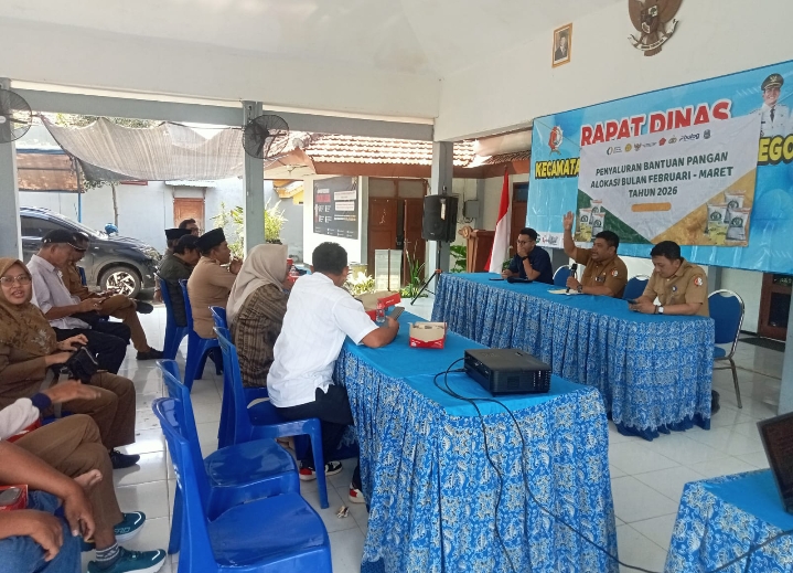 sosialisasi program bansos dari APBD Kabupaten