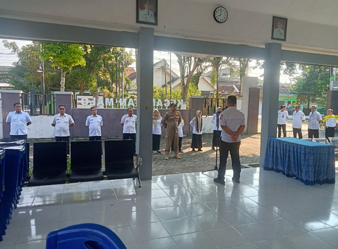 apel pagi hari Rabu