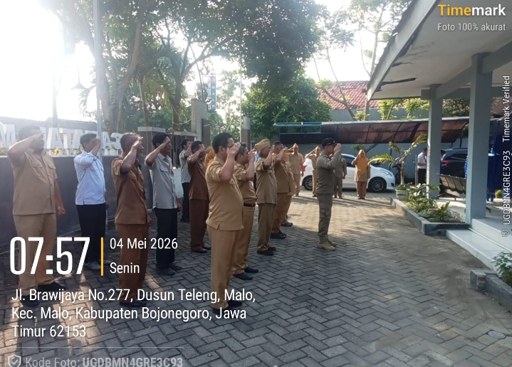 apel hari Senin pagi