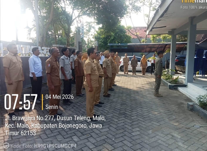 apel hari Senin pagi